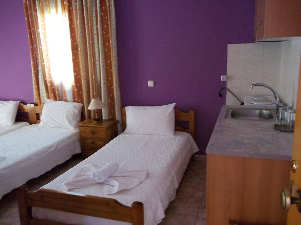 Epikoureios Apollon Otel Andritsaina Dış mekan fotoğraf